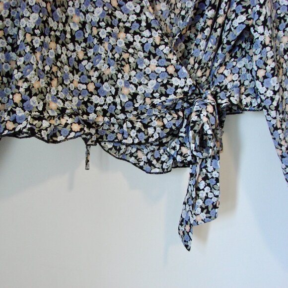 Floral Tie Front Wrap Blouse SHEIN Curve Lavender Purple Pink Black Plus 4XL 4X - Picture 6 of 12